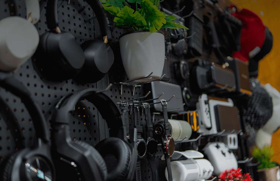 Wall-mounted tech accessories display